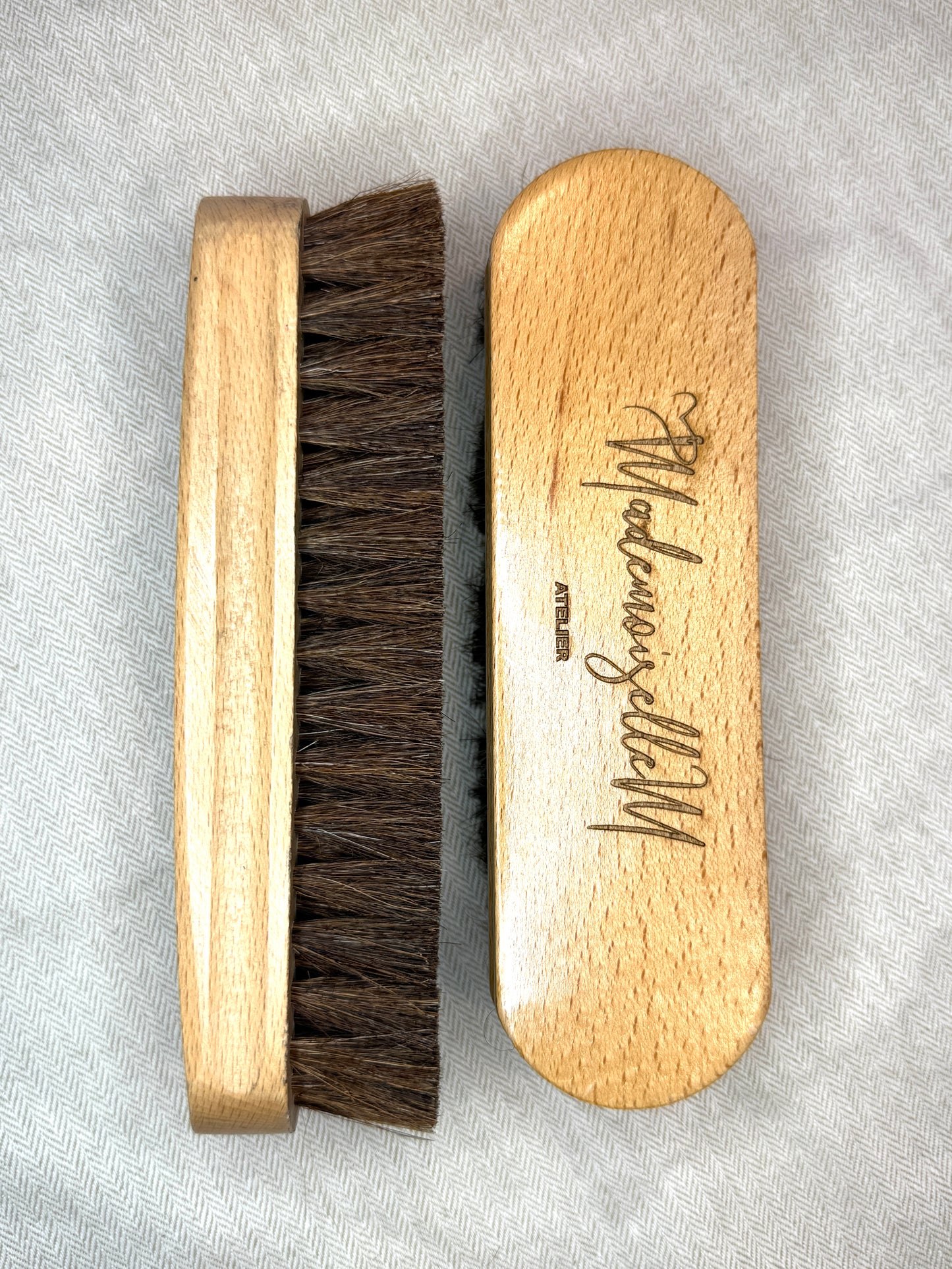 100% Natural Horsehair Brush