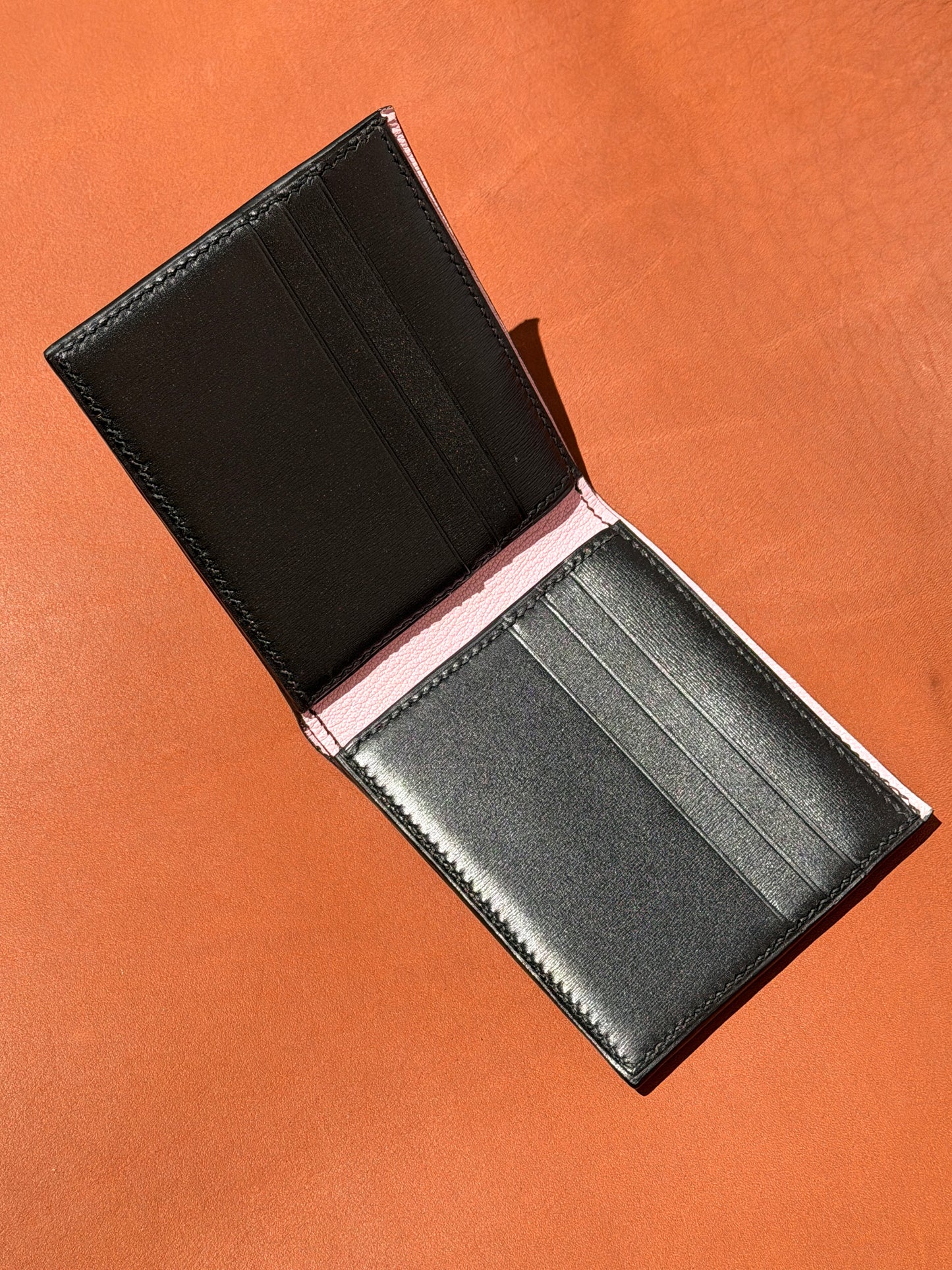 Zénith Bifold Wallet Black Box & Pink Goat Skin