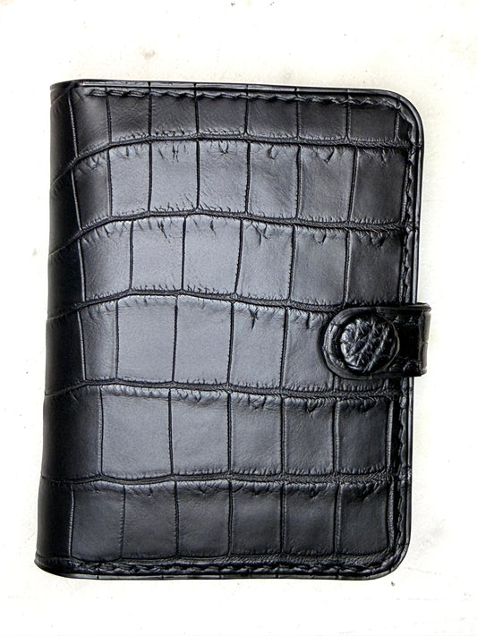 Odin cardholder matte black crocodile