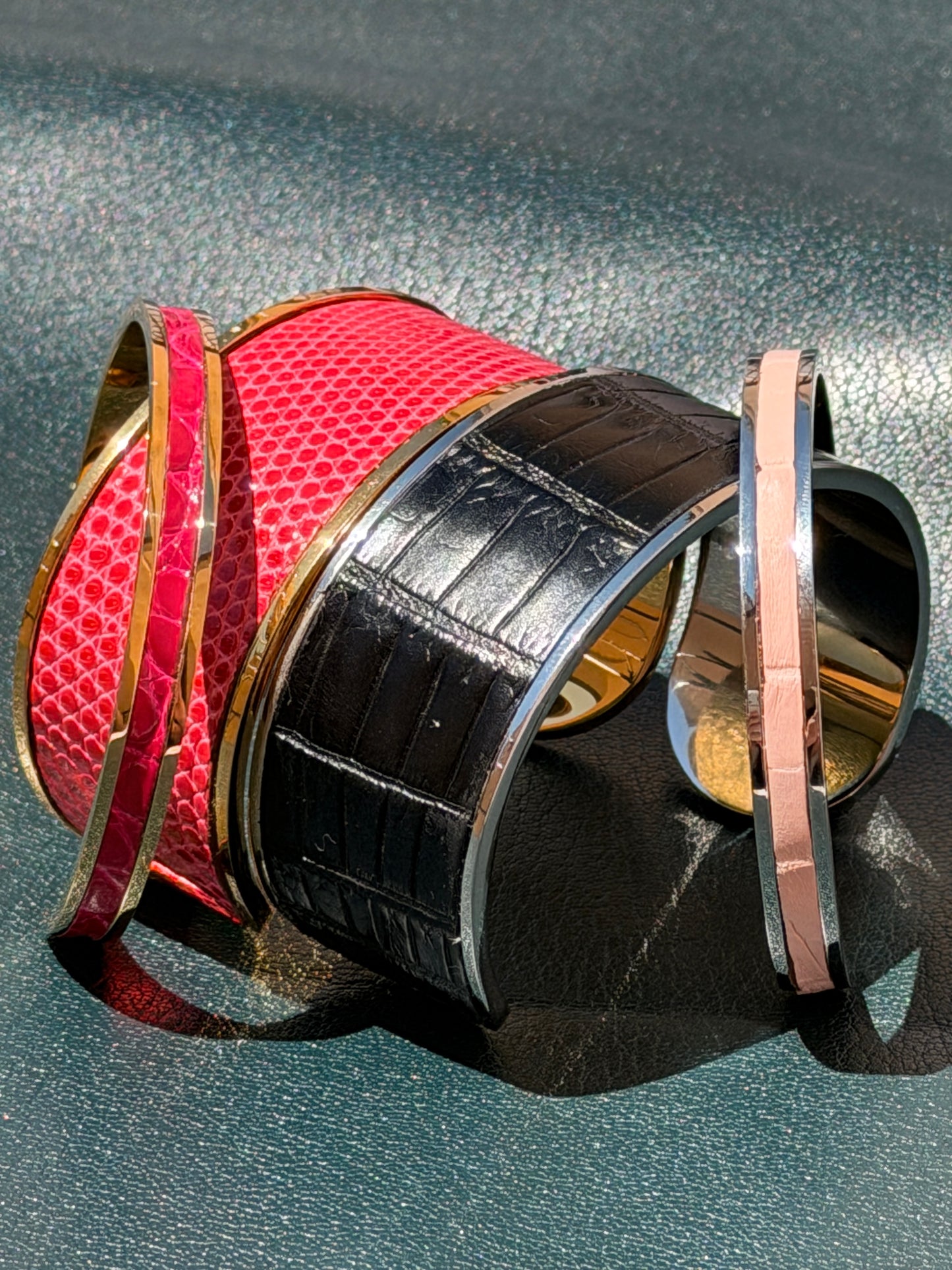 Nomad Bracelet Bubblegum Lizard