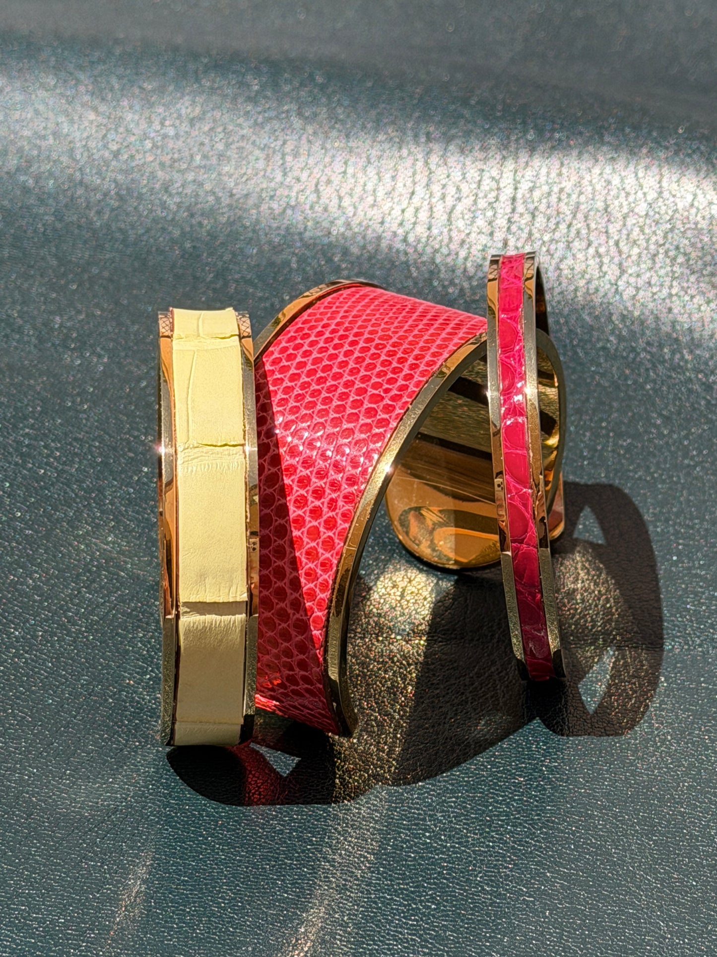 Nomad Bracelet Bubblegum Lizard