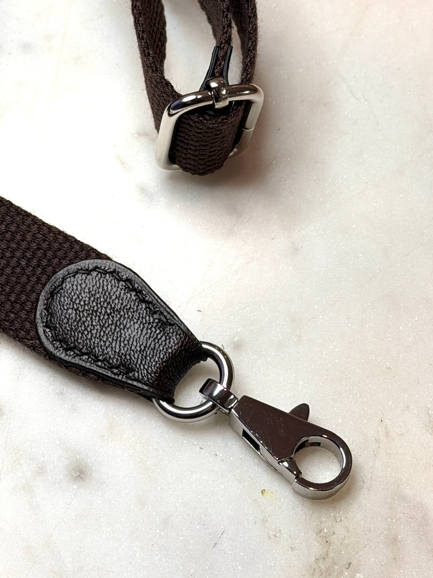 C&L Adjustable Goatskin Chocolat