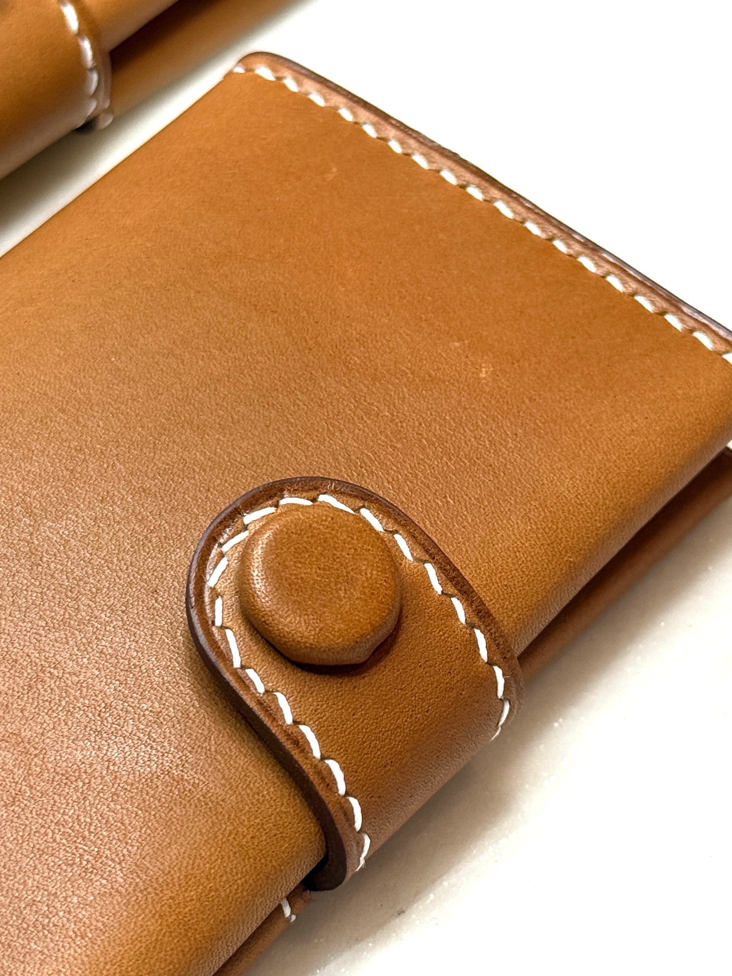 Bifold Cardholder Icare