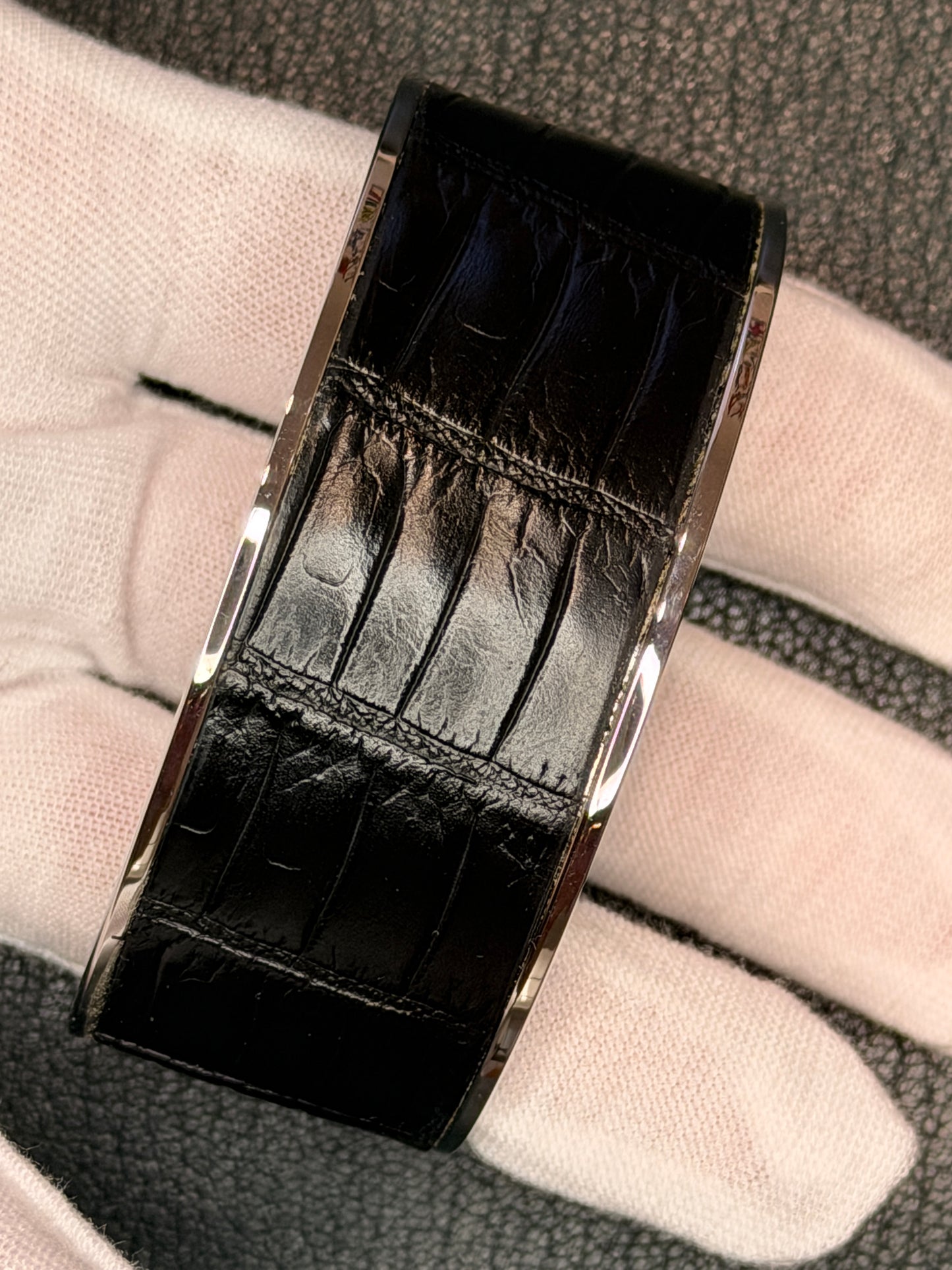 Nomad Bracelet black Matte Crododile