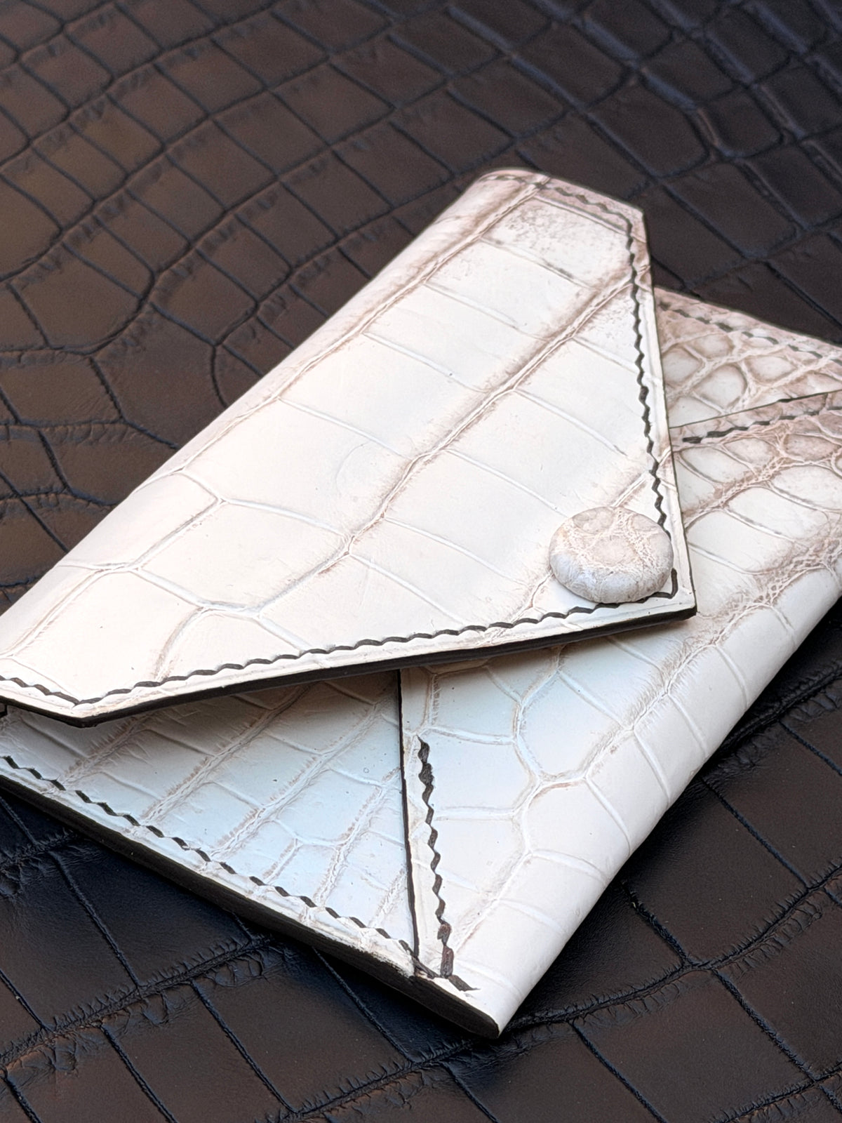 Enveloppe Cardholder  Matte Crocodile Himalaya & Goat Skin
