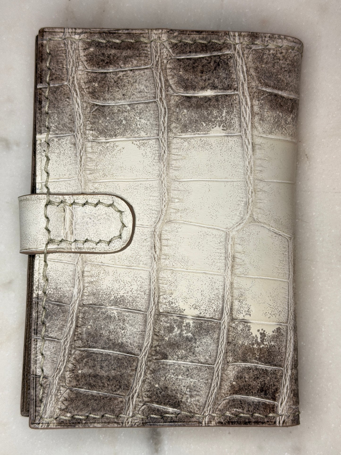 Bifold 6 pockets Arya in Himalaya matte crocodile