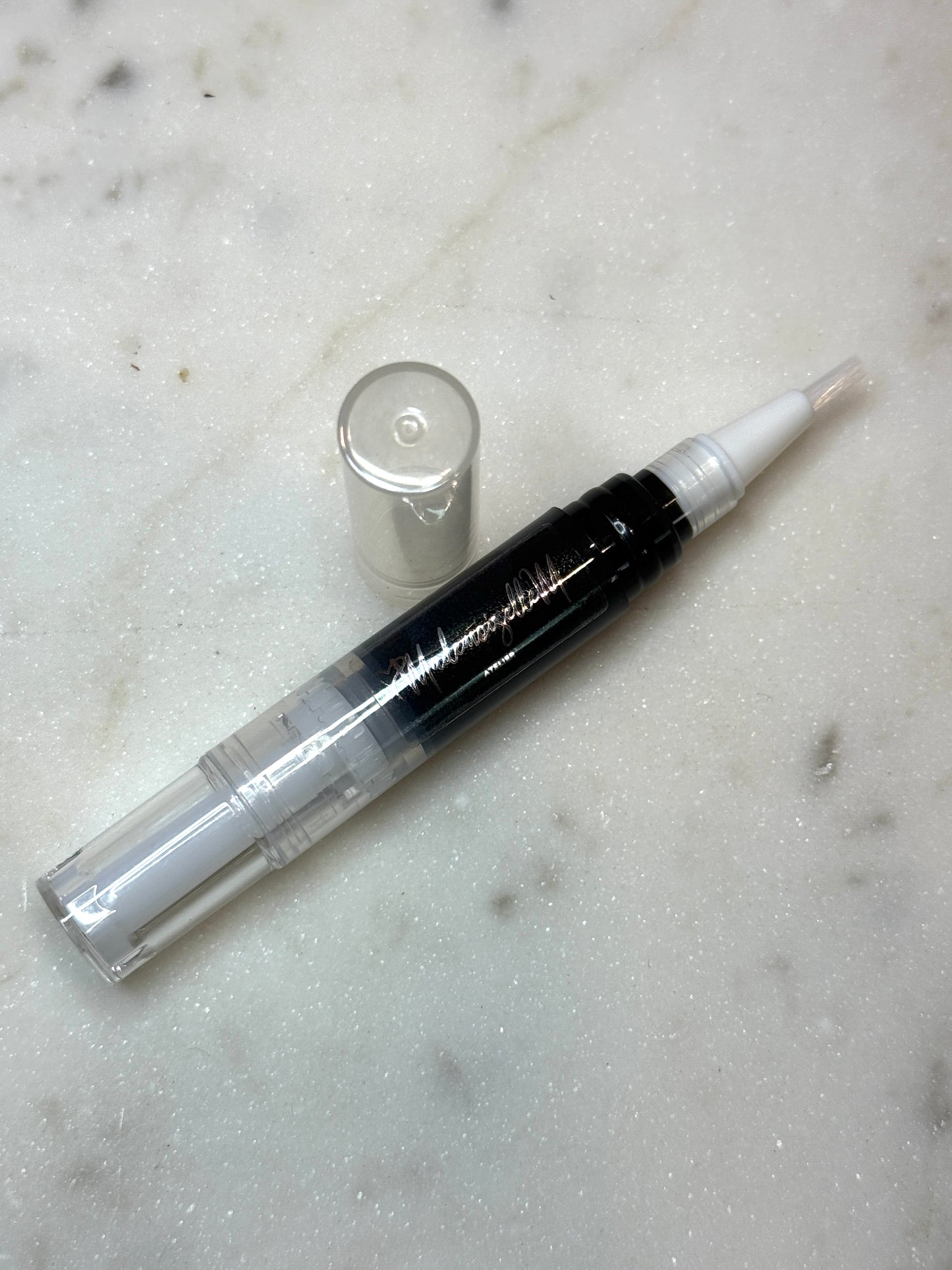 Leather Restoring Black Pens