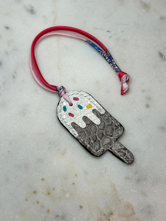 Popsicles crocodile Himalaya and white lizard.