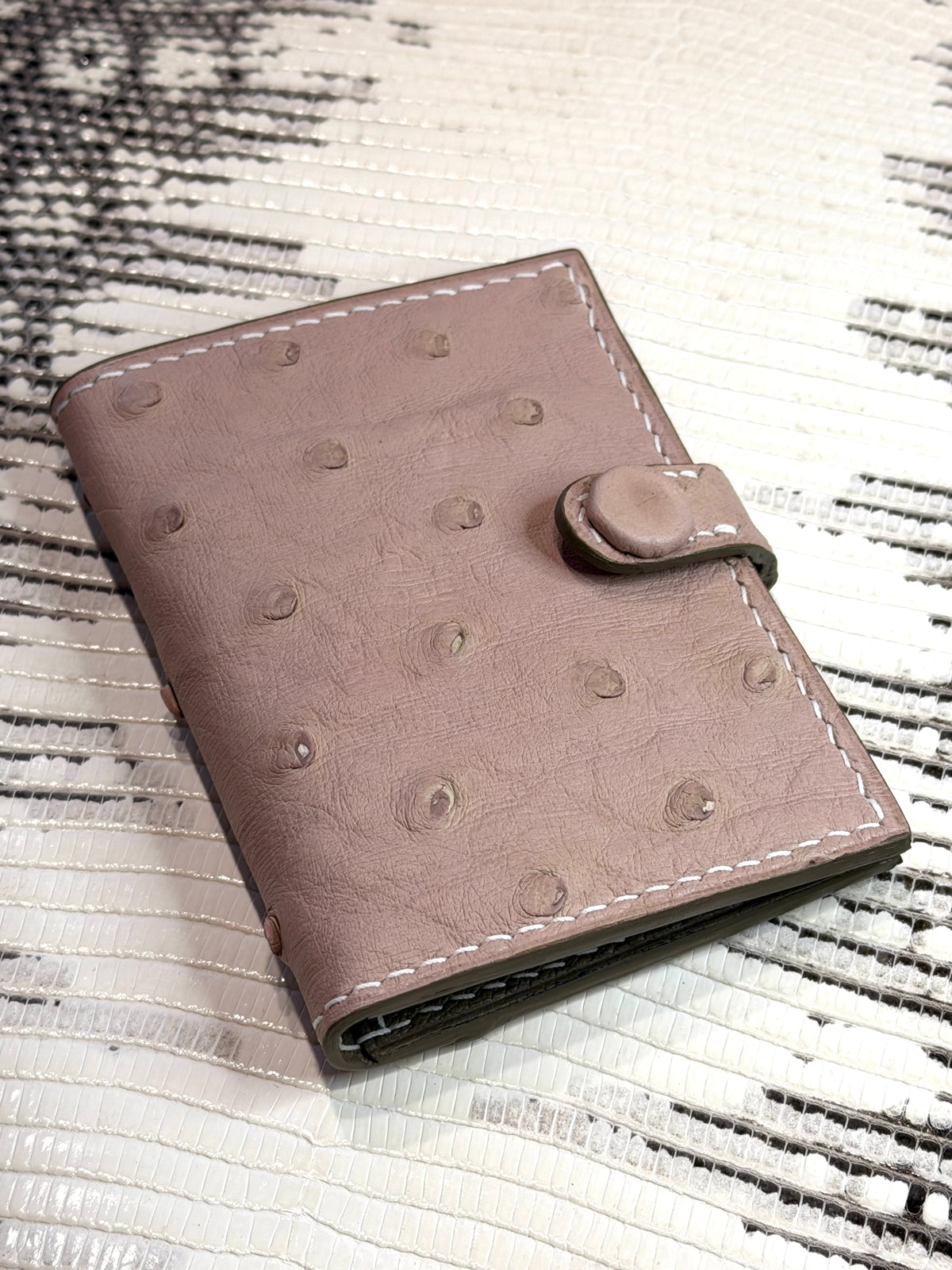 Bifold Arya 6 pockets Ostrich Rose Poudré