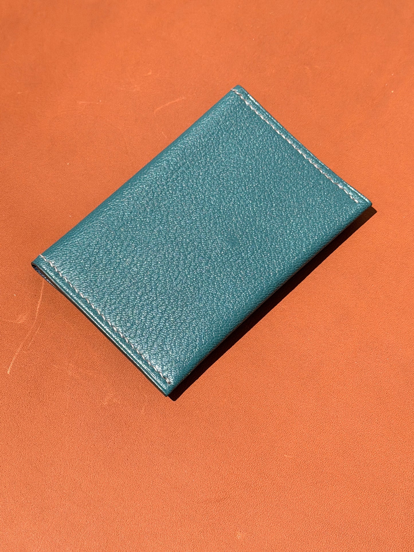 Enveloppe Cardholder blue & Peacock goat skin