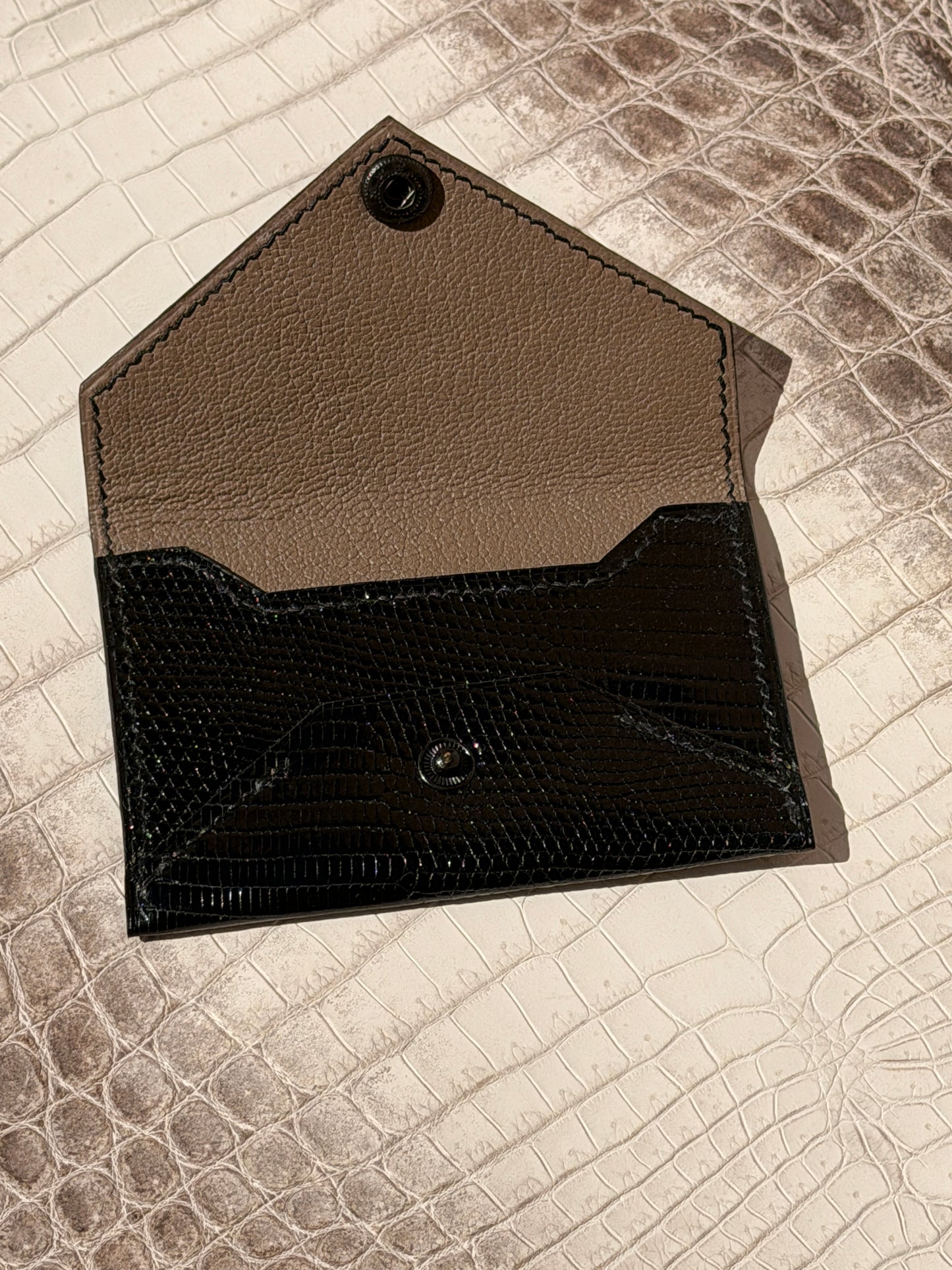 Enveloppe cardholder snap black lizard