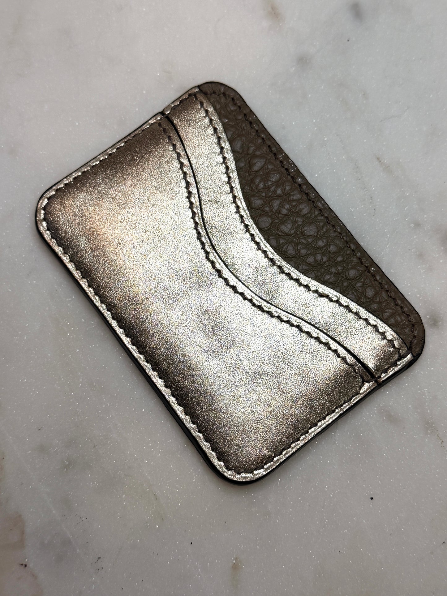 Essential cardholder Gold Lambskin & Taupe Goat