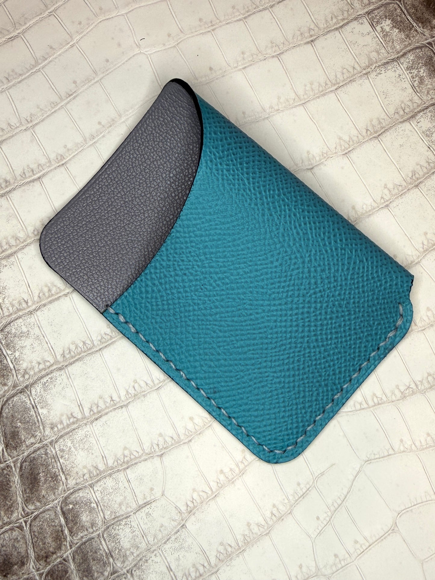 The Minimalist Turquoise