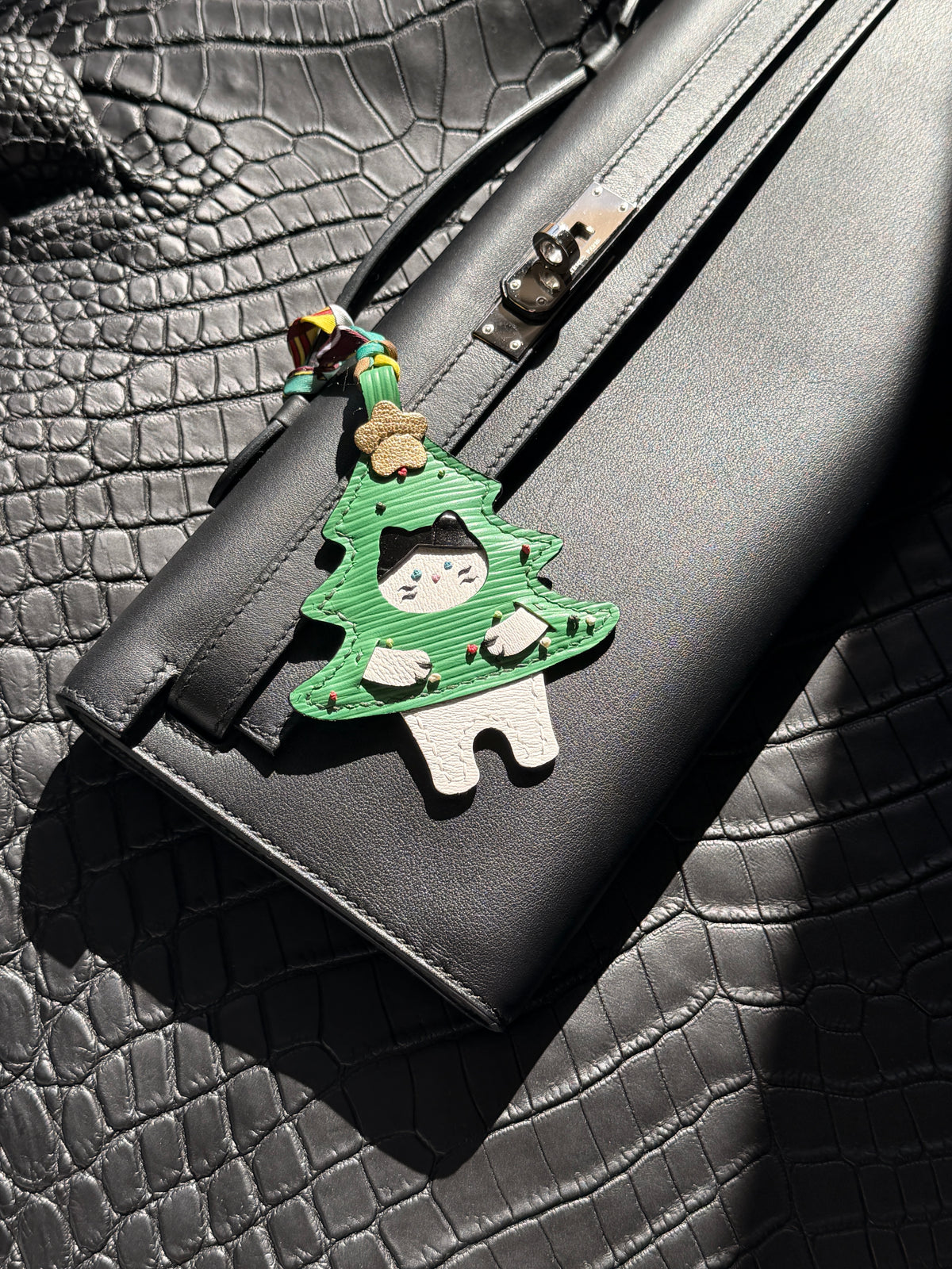 Neko Christmas Bag Charm Vert Pomme épi Leather