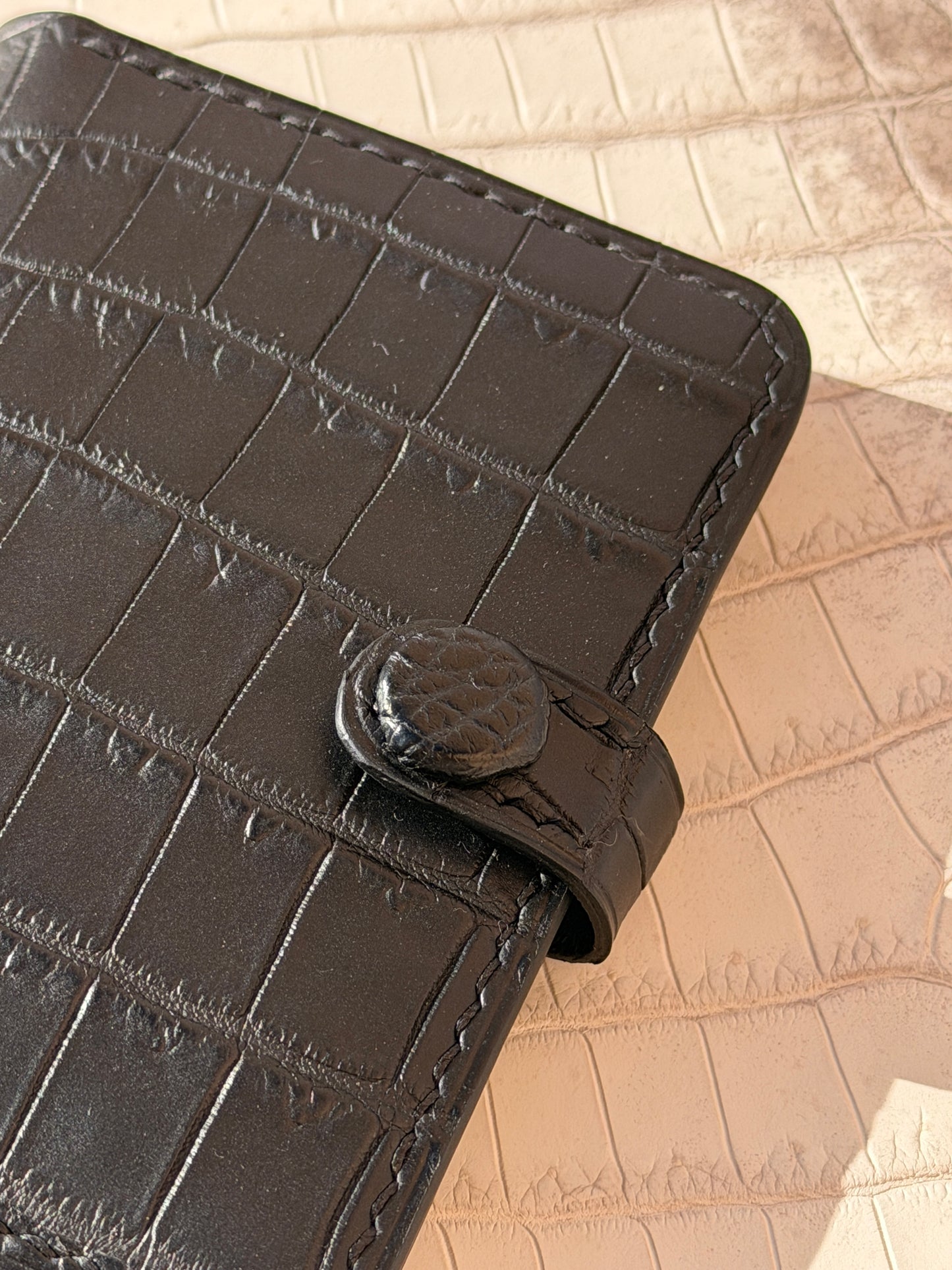 Prestige Cardholder Matte Black Crocodile