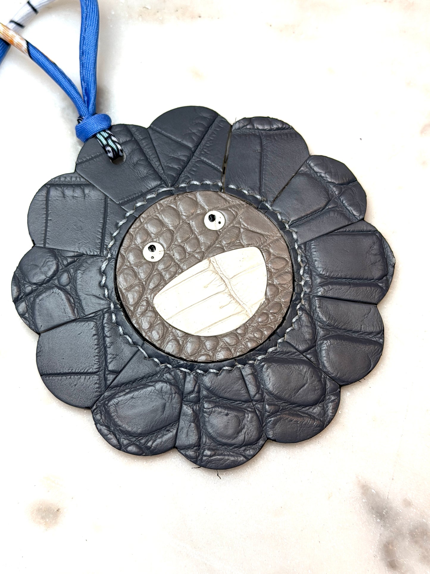 Flower bag charm grey Croco