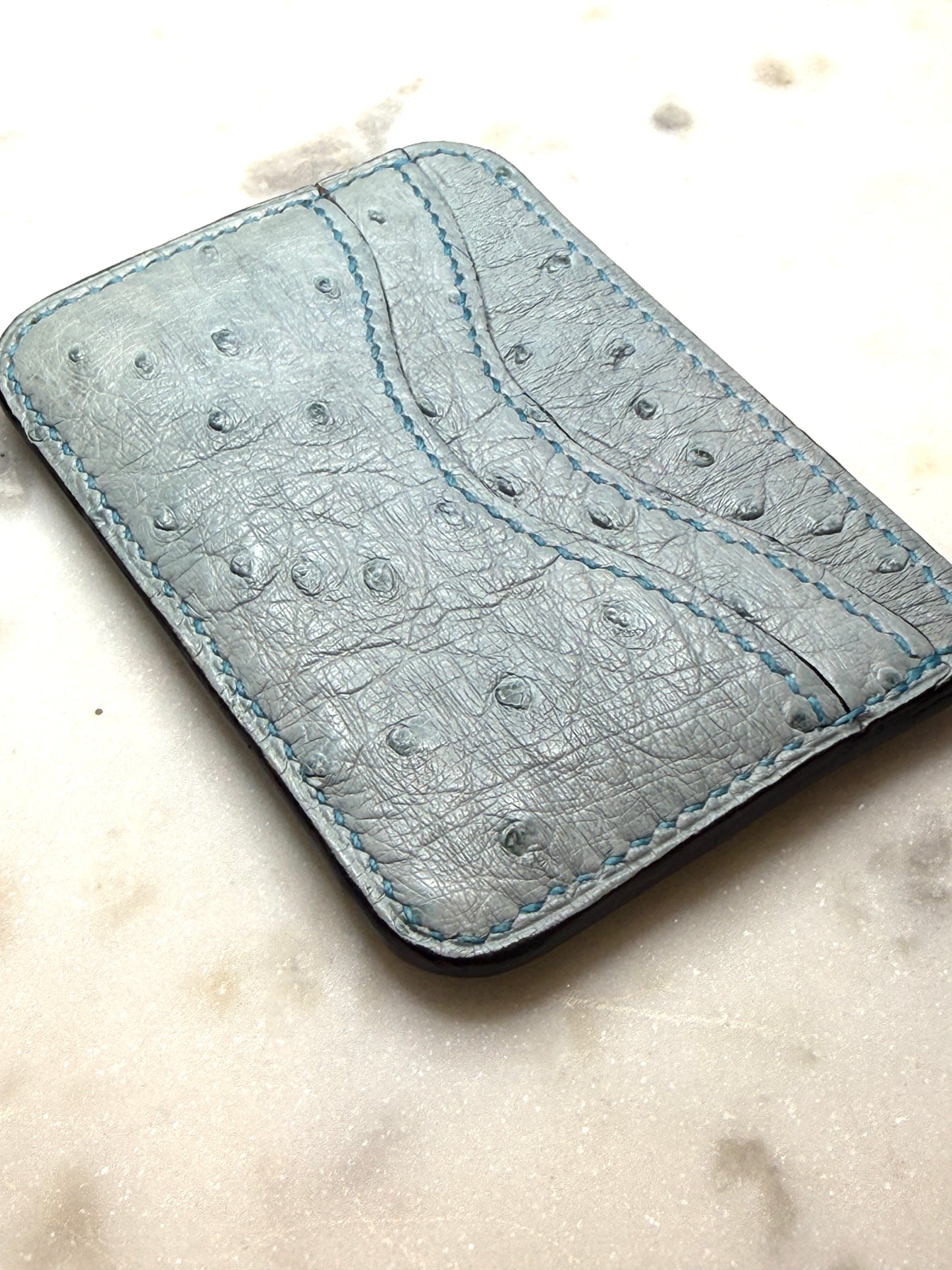 Essential card case blue ostrich