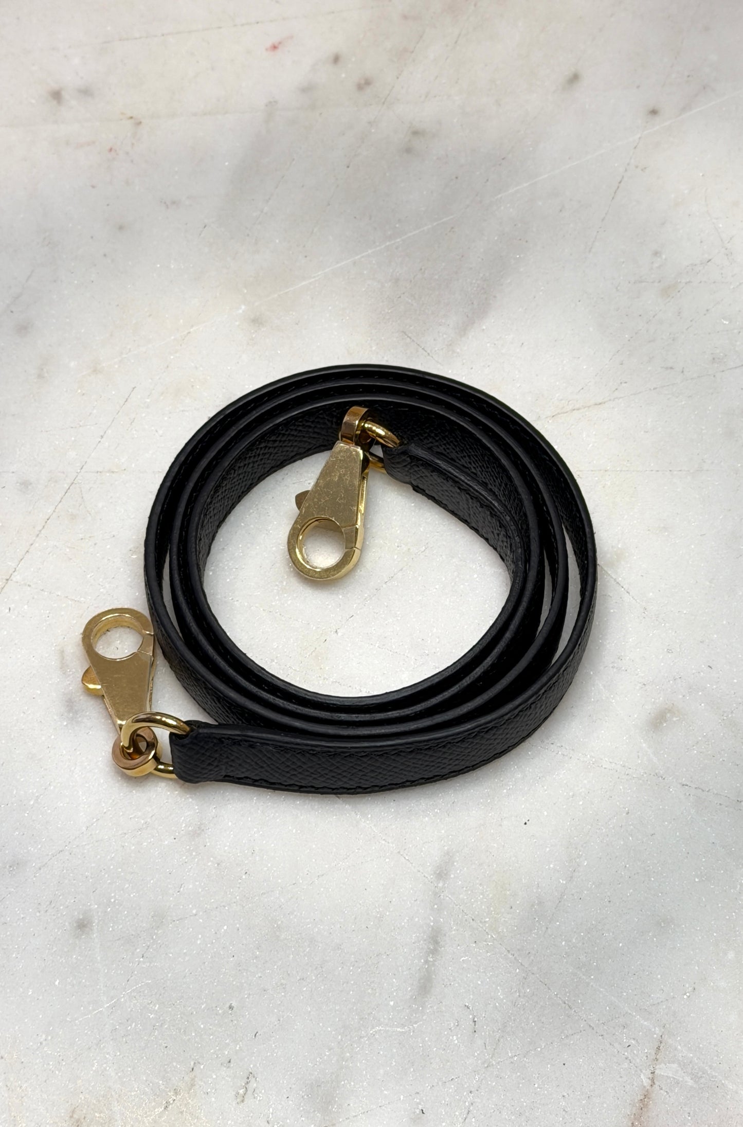 Leather strap Black Epsom