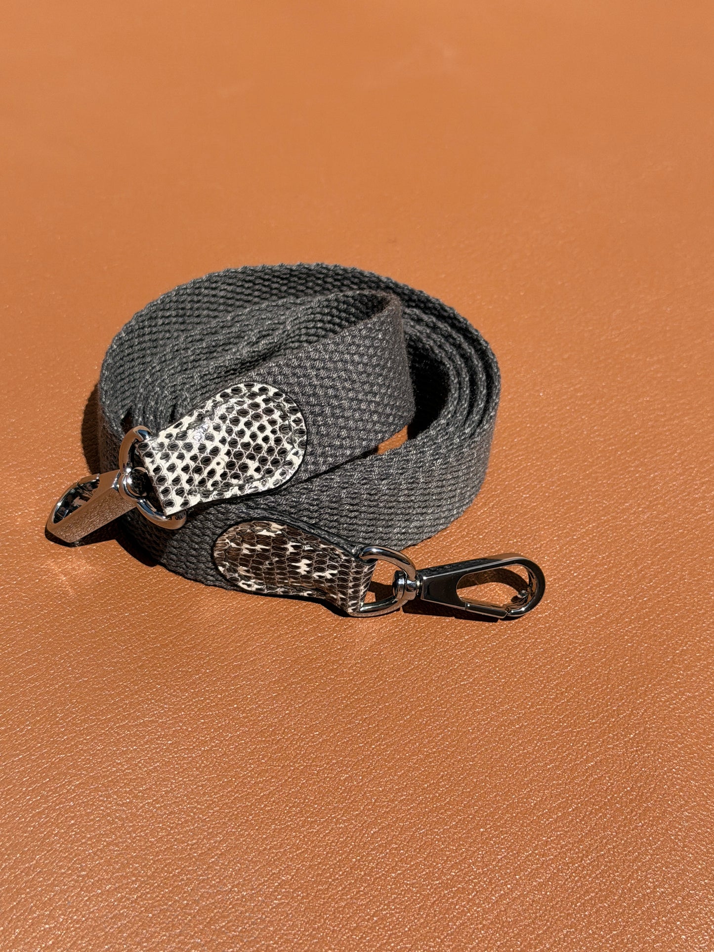 Deauville Single Strap Lizard