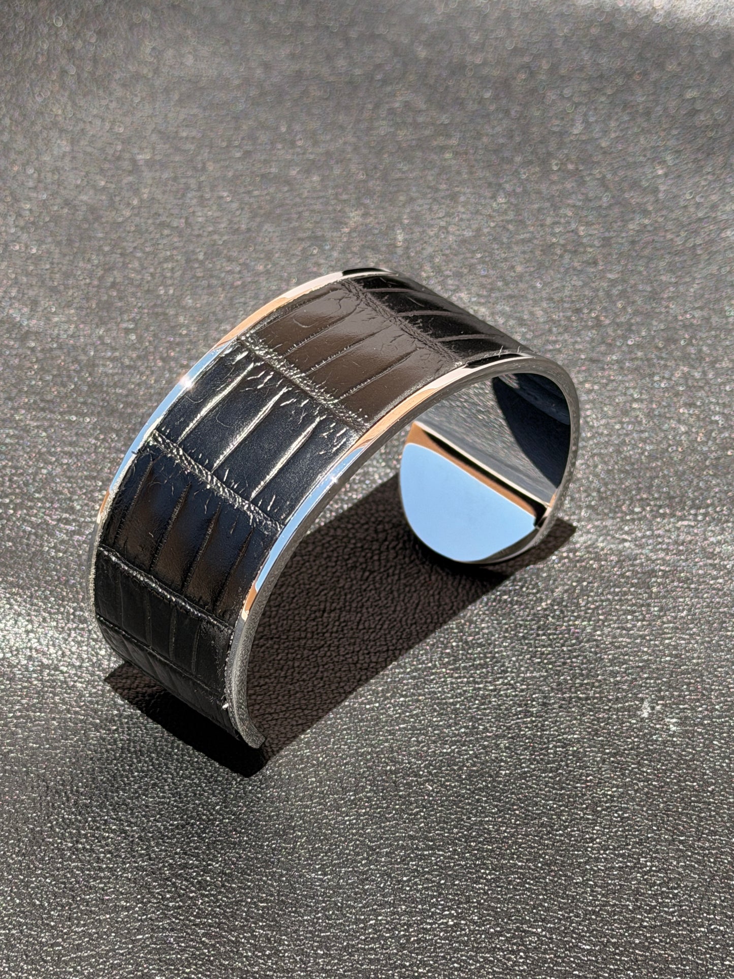 Nomad Bracelet black Matte Crododile