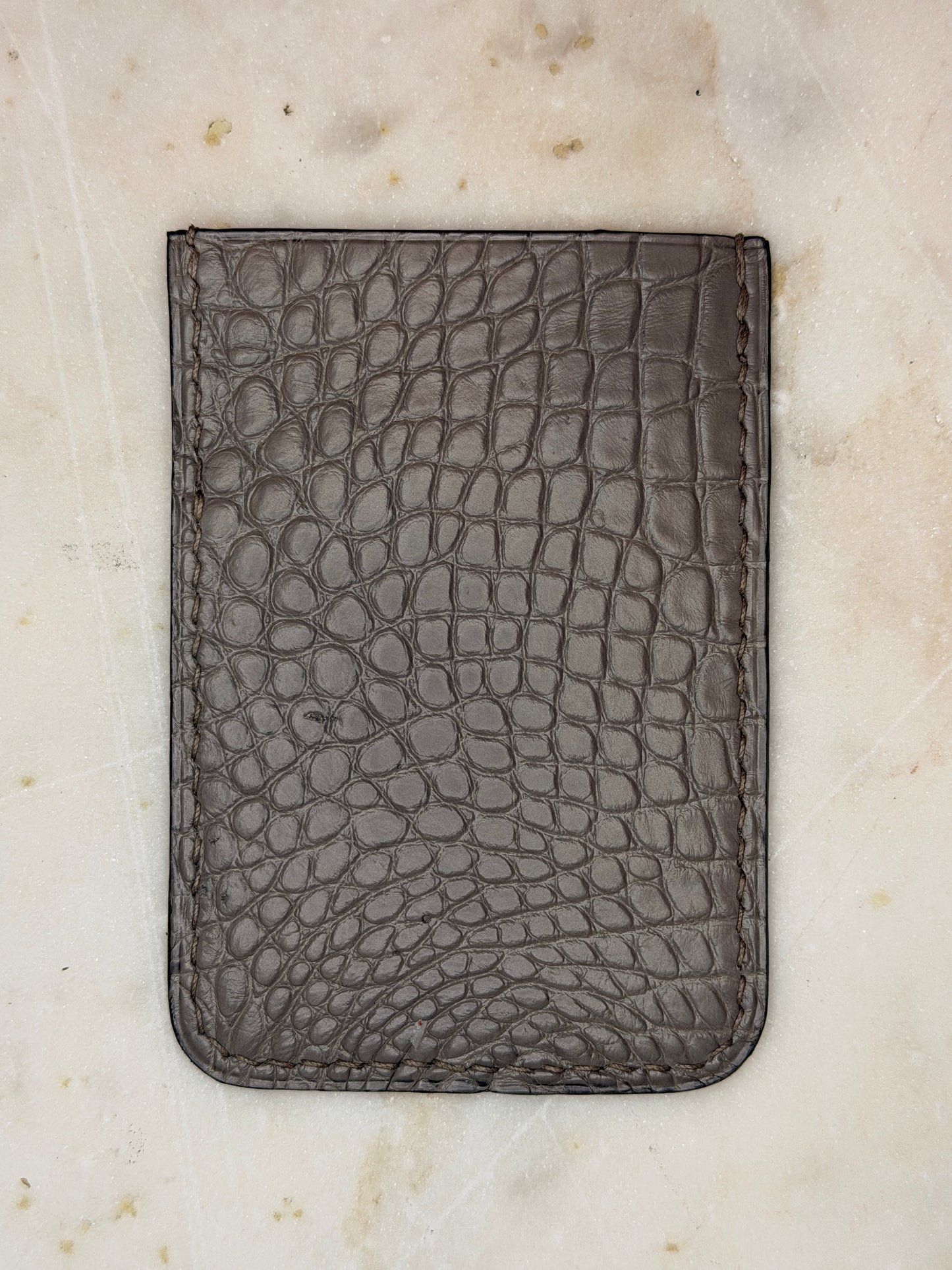 April cardholder crocodile beton