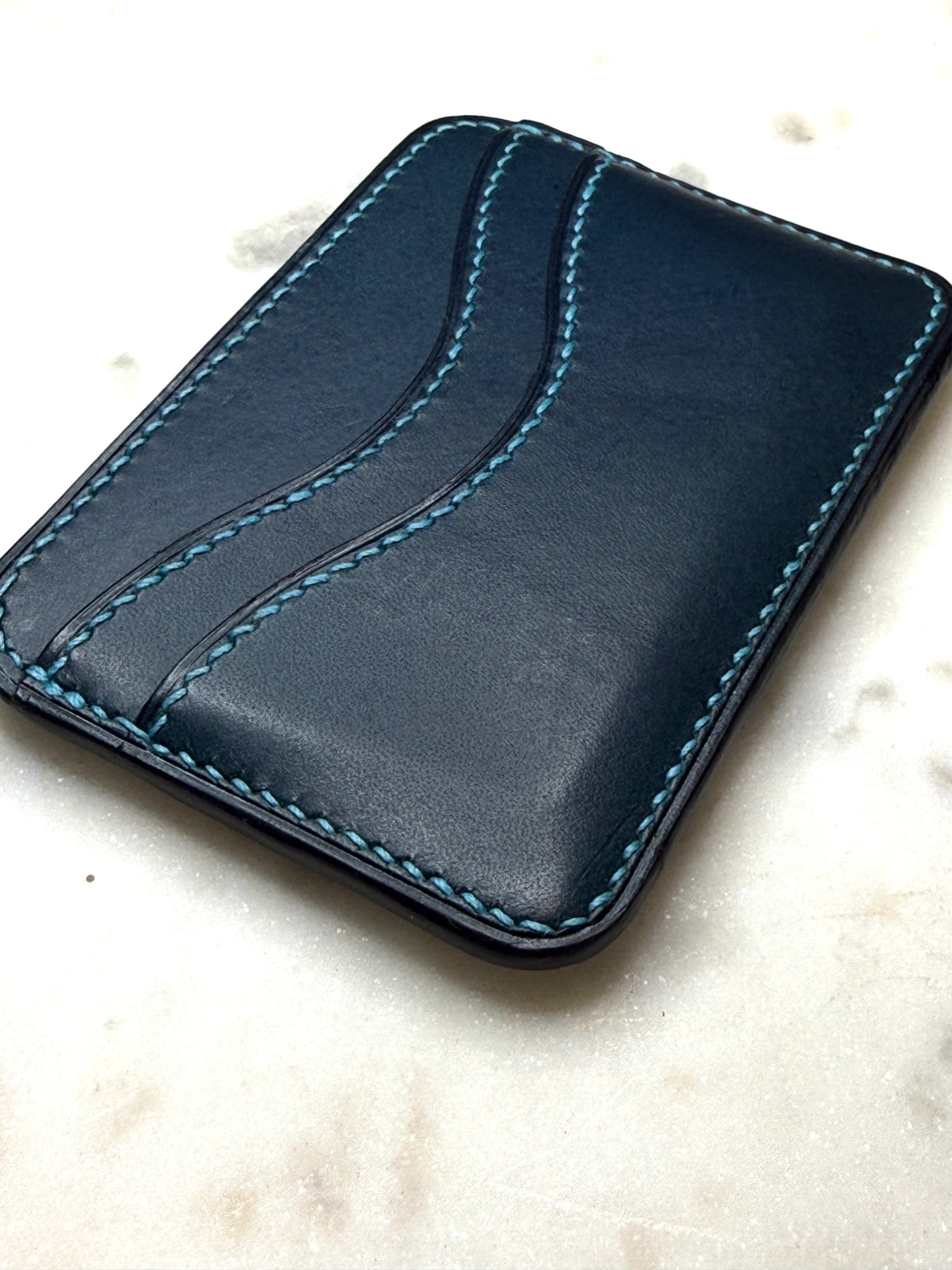 Essential card case blue ostrich