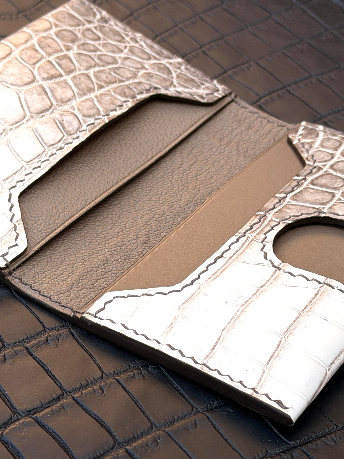 Bifold Cardholder Icare Matte Crocodile Himalaya