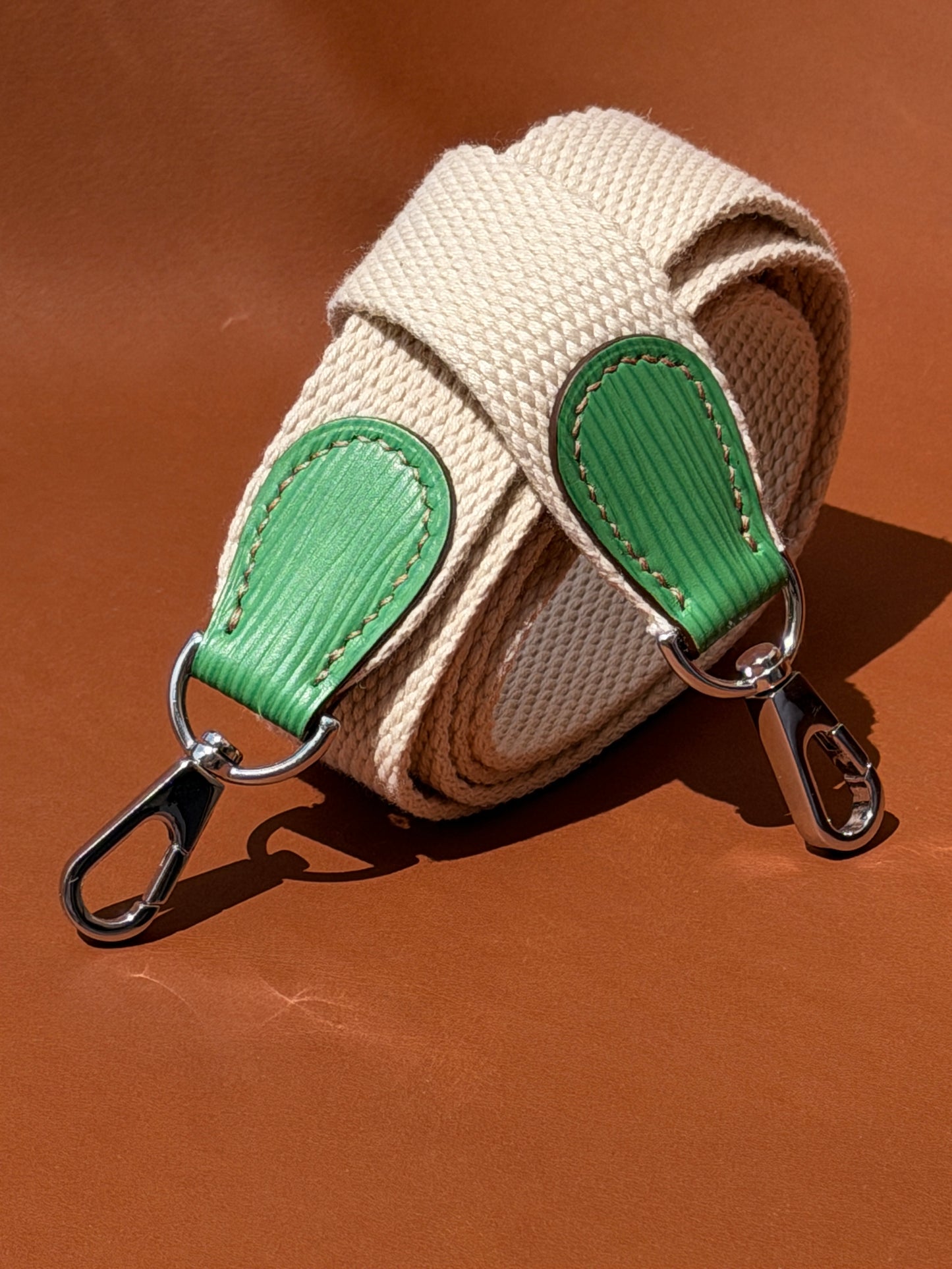 Deauville Single strap Apple & Beige