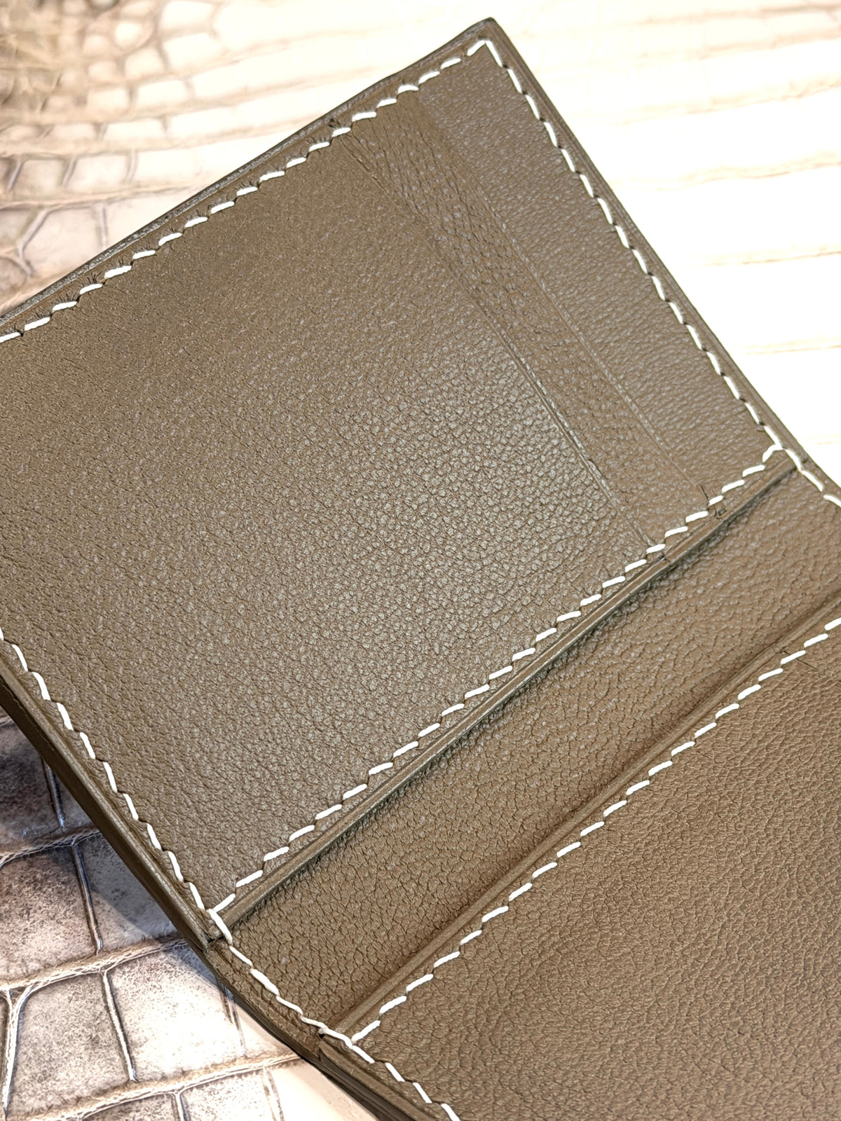 Bifold 6 Pockets Arya Himalaya Crocodile