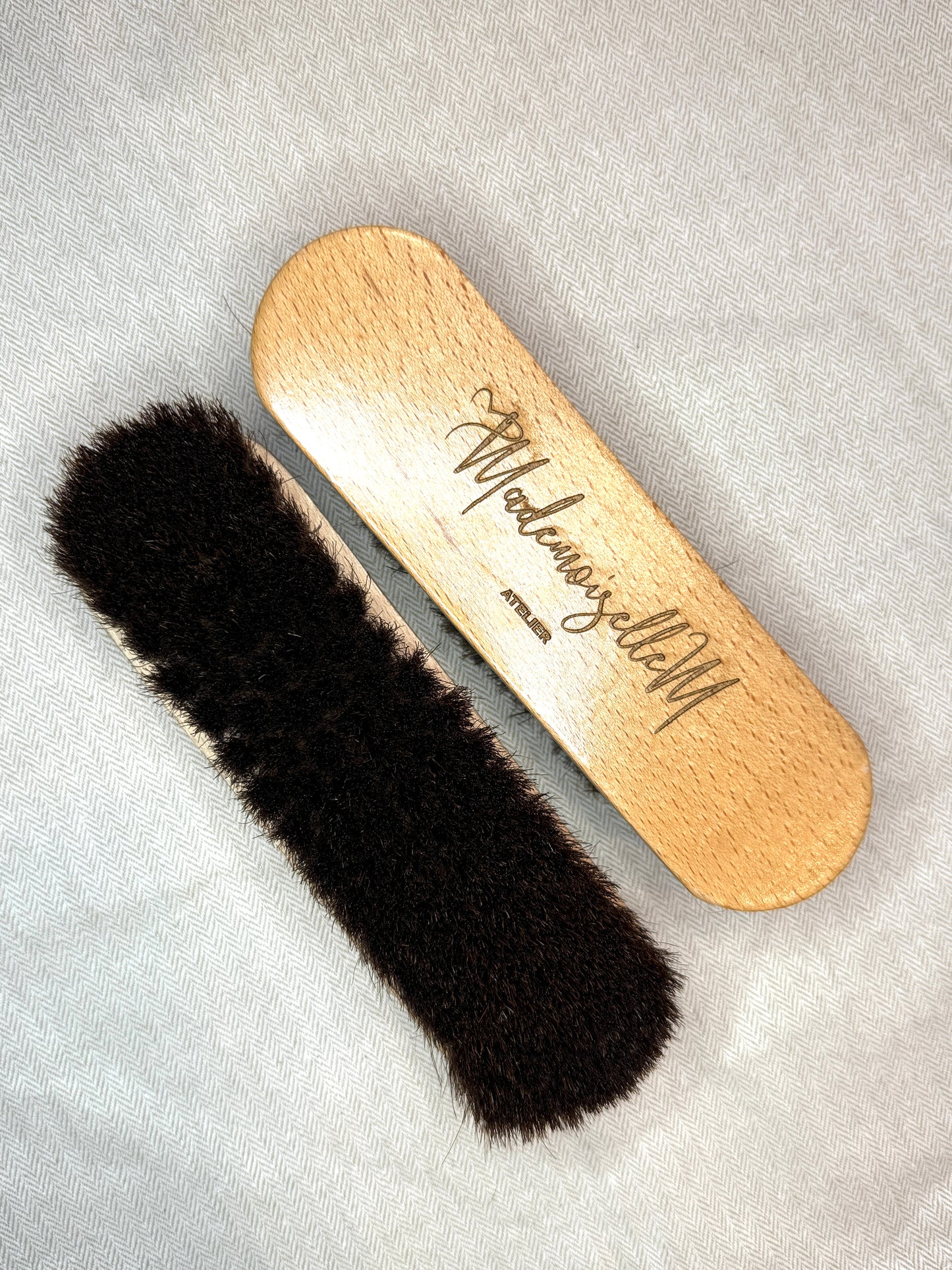 100% Natural Horsehair Brush
