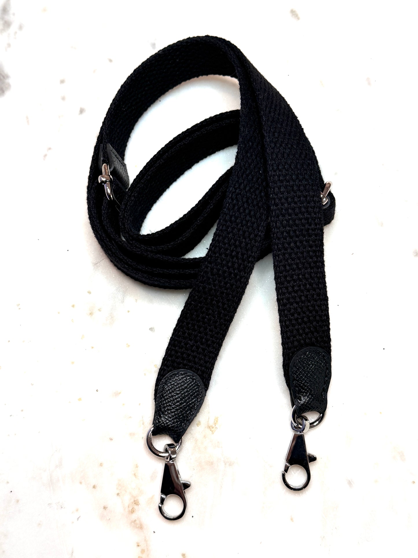 C&L Adjustable Strap Epsom Noir