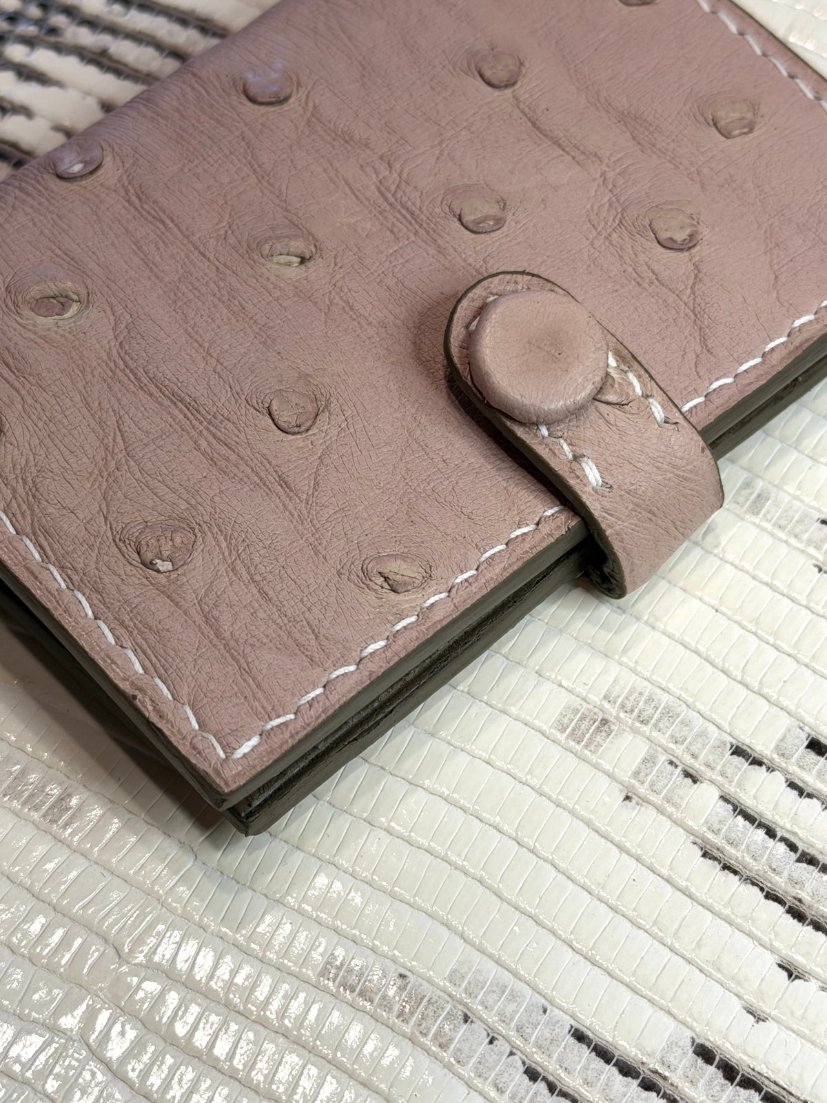 Bifold Arya 6 pockets Ostrich Rose Poudré