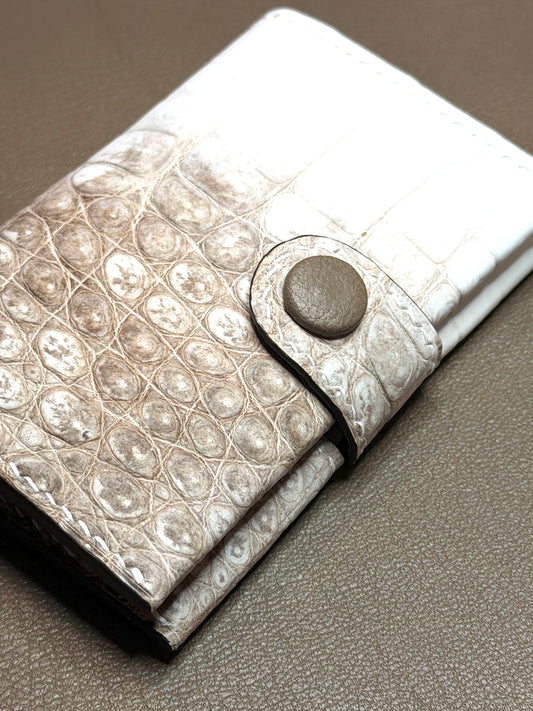 Bifold Cardholder Crocodile Himalaya Icare