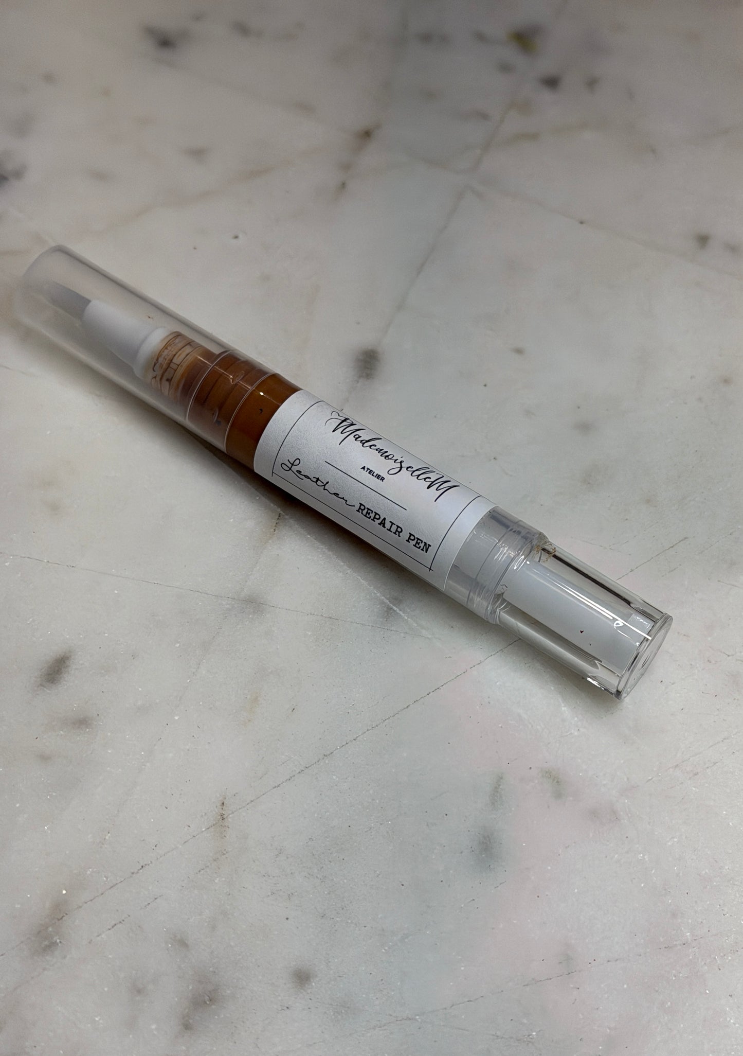 Leather Restoring pen Gold Shade